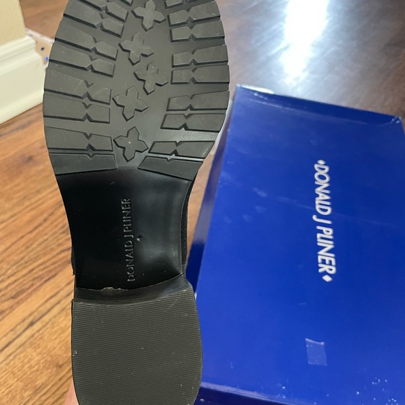 Donald J Pliner suede and elastic knee high black boots. - Picture 3 of 3